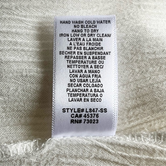 Suzy Shier Ivory Boho Off Shoulder Lace Top Size XS - Picture 12 of 13